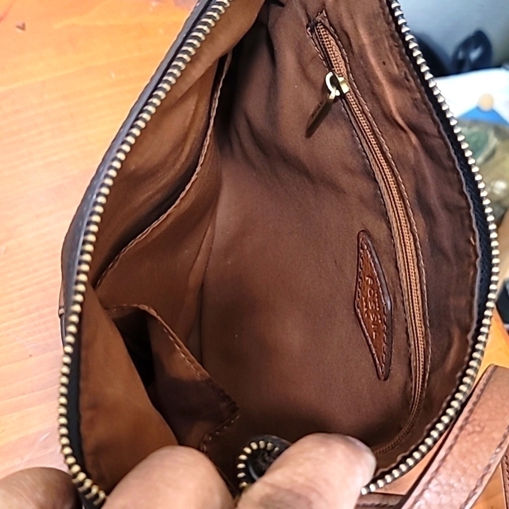 Fossil Crossbody Bag Womens Small Black Brown Leather Pebbled Zip Top ZB7268 - Picture 4 of 10